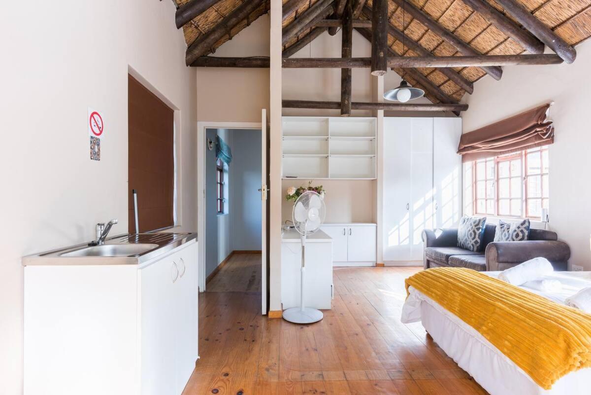 Mead, Pinelands Apartment Cape Town Bagian luar foto